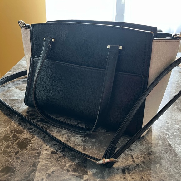 Kate Spade Black and White Medium sized Women's Bag - Picture 3 of 6
